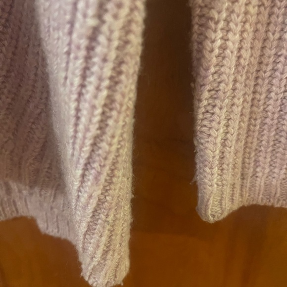 Marine Layer ribbed v-neck sweater cashmere blend - Picture 5 of 6